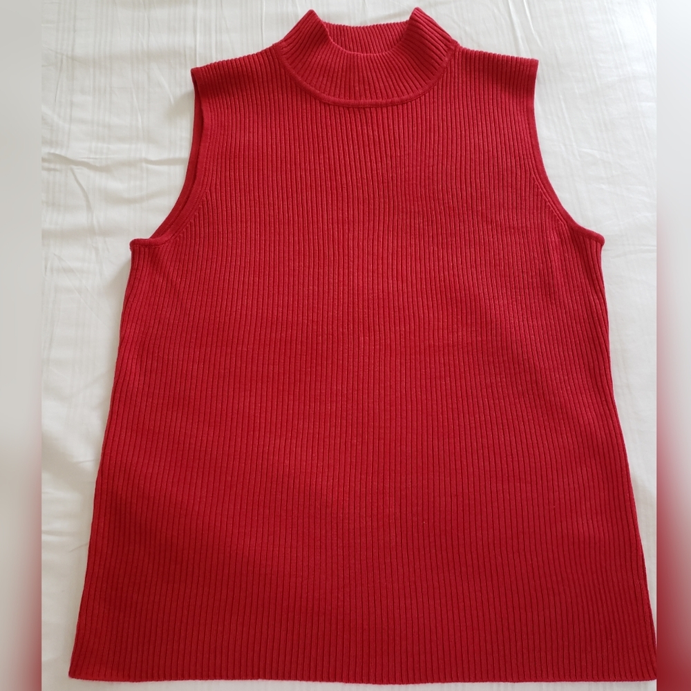 Croft & Barrow Red Sleeveless Turtleneck